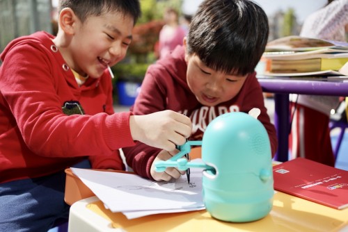 情系儿童公益,蓝宙星球彰显企业社会责任感