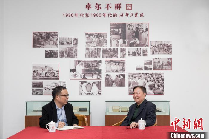 川大校长李言荣:图书馆是大学“四馆”核心应加速转变适应时代需求